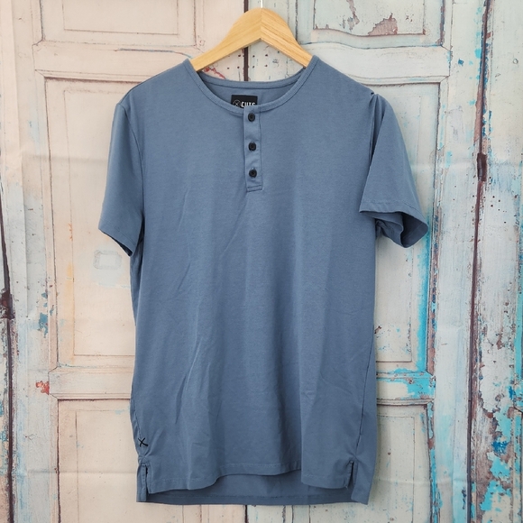 Cuts Henley Curve Hem T Shirt - Picture 1 of 7